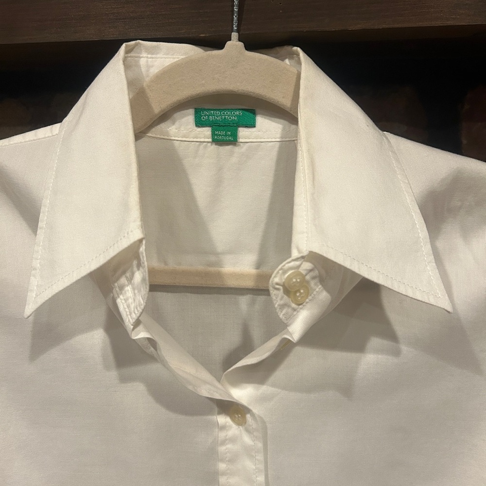 United Colors Of Benetton Classic White Button-Down Shirt - Picture 2 of 2